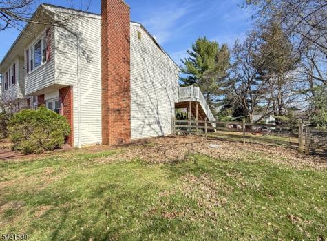 85 Powderhorn Drive Lopatcong NJ 08865