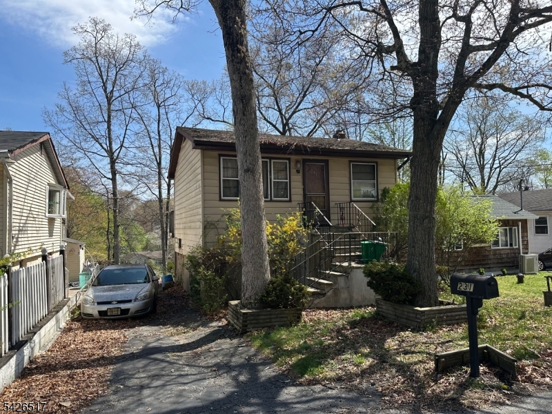 231 Elmira Trail Hopatcong NJ 07843