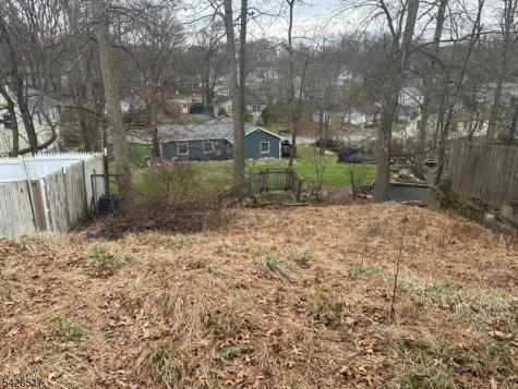 231 Elmira Trail Hopatcong NJ 07843