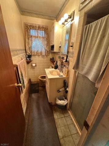 231 Elmira Trail Hopatcong NJ 07843