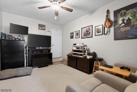 100 Coachman Drive Florence NJ 08505