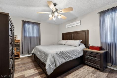 100 Coachman Drive Florence NJ 08505