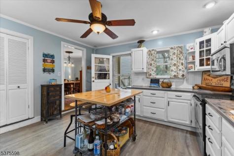424 Hardwick Street Belvidere NJ 07823