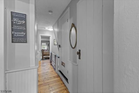 424 Hardwick Street Belvidere NJ 07823