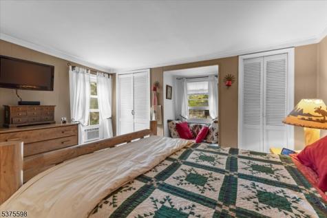 424 Hardwick Street Belvidere NJ 07823