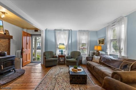 424 Hardwick Street Belvidere NJ 07823
