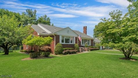 117 Yantacaw Brook Road Montclair NJ 07043