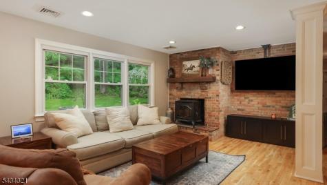 383 Tunnel Road Bethlehem NJ 08802