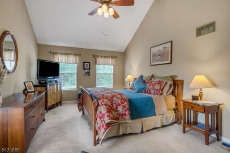 62 Mary Jones Road Hampton NJ 07860