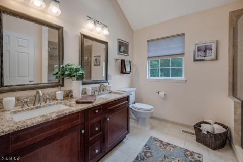 62 Mary Jones Road Hampton NJ 07860