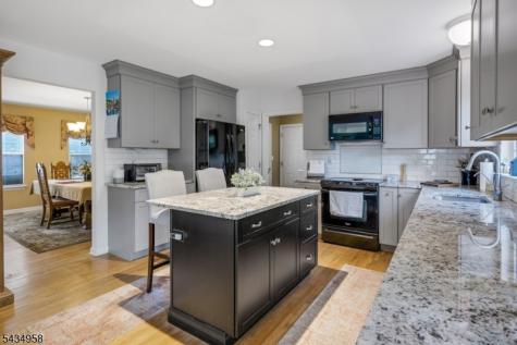 62 Mary Jones Road Hampton NJ 07860