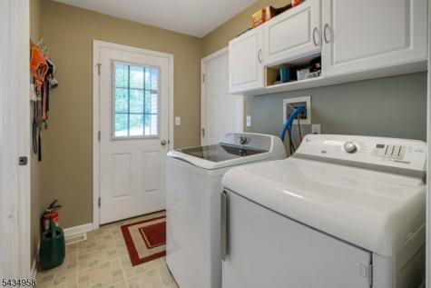 62 Mary Jones Road Hampton NJ 07860