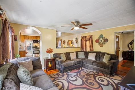 369 Queens Court Ridgewood Village NJ 07450