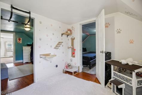369 Queens Court Ridgewood Village NJ 07450