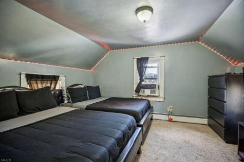 369 Queens Court Ridgewood Village NJ 07450