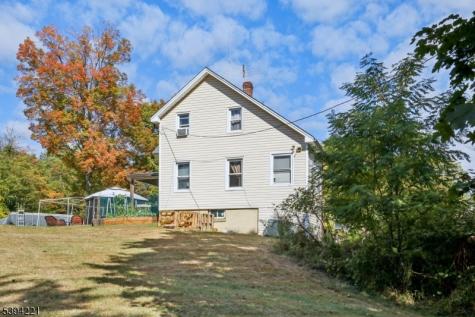 369 Queens Court Ridgewood Village NJ 07450