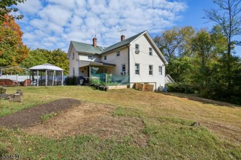 369 Queens Court Ridgewood Village NJ 07450