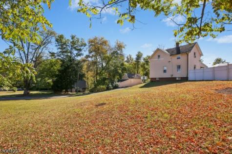 369 Queens Court Ridgewood Village NJ 07450