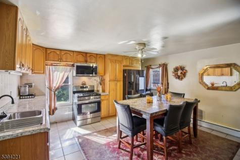 369 Queens Court Ridgewood Village NJ 07450