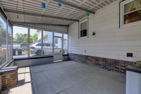 33 S Valley Road Lincoln Park NJ 07035
