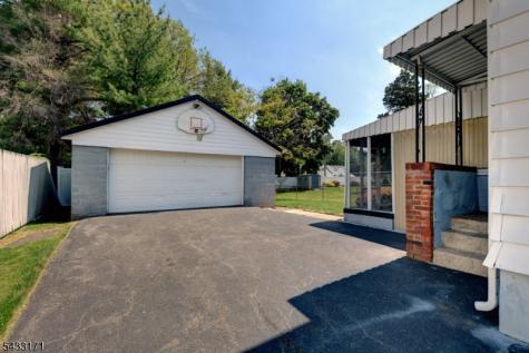 33 S Valley Road Lincoln Park NJ 07035