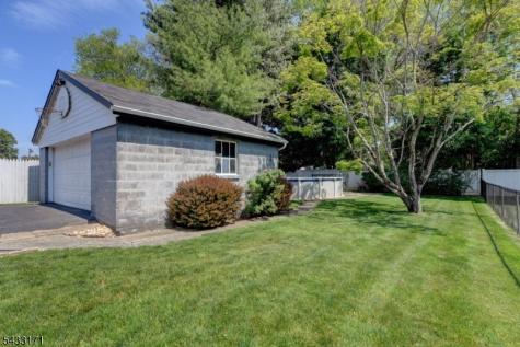 33 S Valley Road Lincoln Park NJ 07035