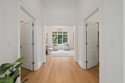 40 Greenview Way Montclair NJ 07043