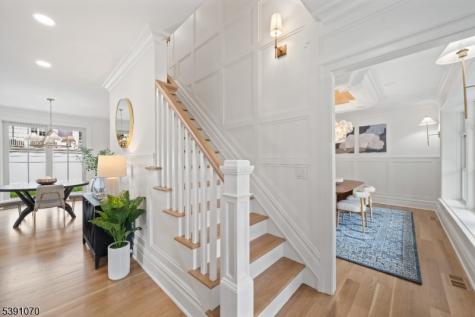 40 Greenview Way Montclair NJ 07043