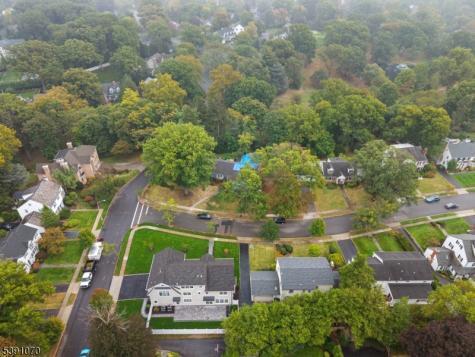 40 Greenview Way Montclair NJ 07043