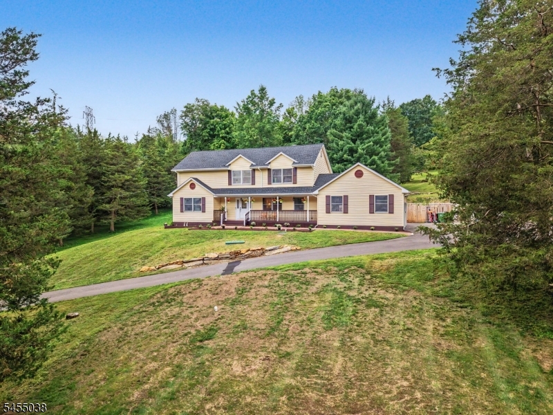 105 Nightingale Road Hope NJ 07825