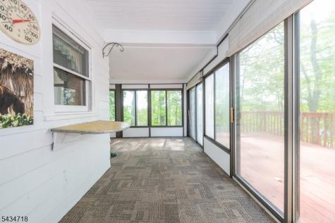 27 Glen Road West Orange NJ 07052