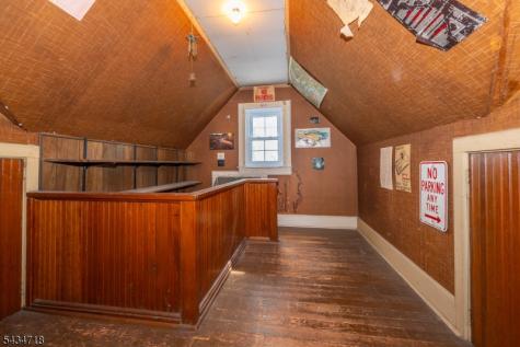 27 Glen Road West Orange NJ 07052