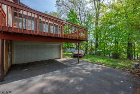 27 Glen Road West Orange NJ 07052