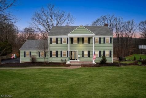 31 Mockingbird Allamuchy NJ 07840