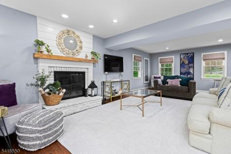 31 Mockingbird Allamuchy NJ 07840