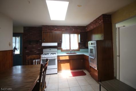 248 W Prescott Avenue Edison NJ 08820