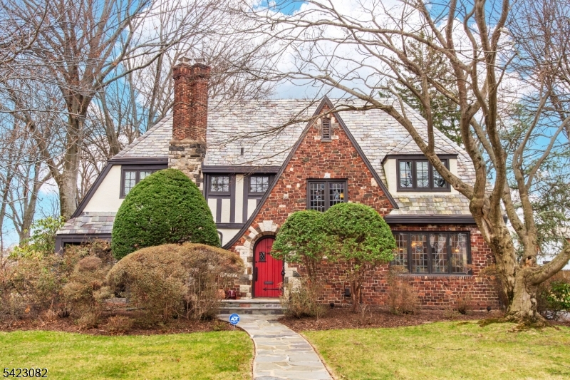 917 Westminster Avenue Hillside NJ 07205
