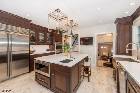 917 Westminster Avenue Hillside NJ 07205