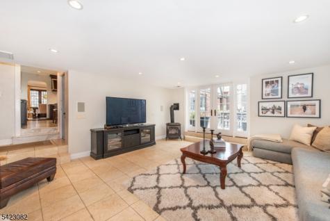 917 Westminster Avenue Hillside NJ 07205