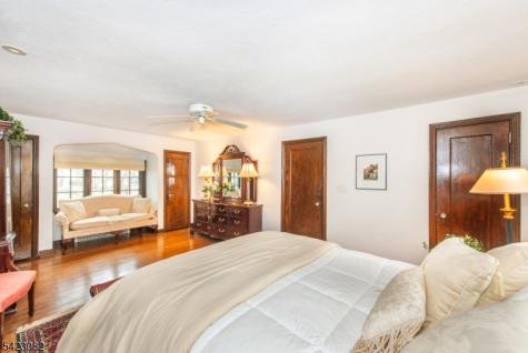 917 Westminster Avenue Hillside NJ 07205