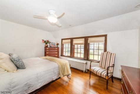 917 Westminster Avenue Hillside NJ 07205