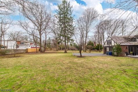 917 Westminster Avenue Hillside NJ 07205