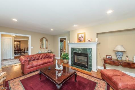 31 Yorkshire Avenue West Milford NJ 07480