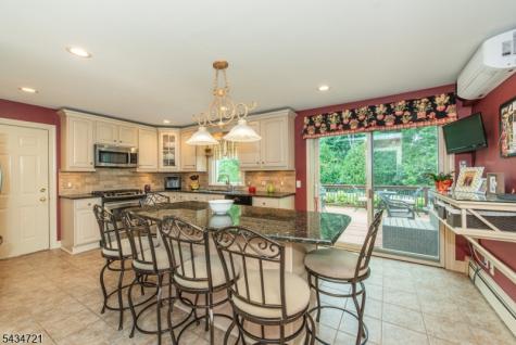 31 Yorkshire Avenue West Milford NJ 07480