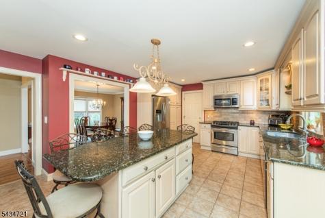 31 Yorkshire Avenue West Milford NJ 07480