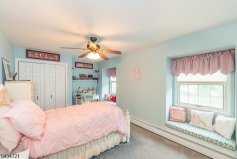 31 Yorkshire Avenue West Milford NJ 07480