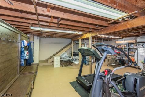 31 Yorkshire Avenue West Milford NJ 07480