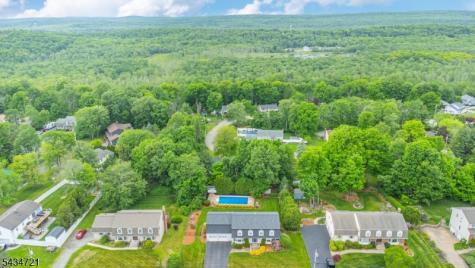 31 Yorkshire Avenue West Milford NJ 07480