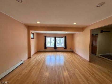 276 Madison Avenue Clifton NJ 07011