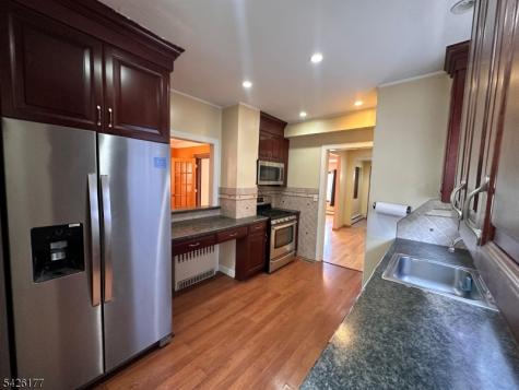 276 Madison Avenue Clifton NJ 07011